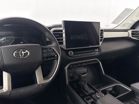 Used 2023 Toyota Tundra Limited AWD/4WD image 34