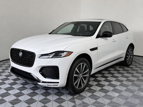 New 2026 Jaguar F-PACE R-Dynamic S image 1