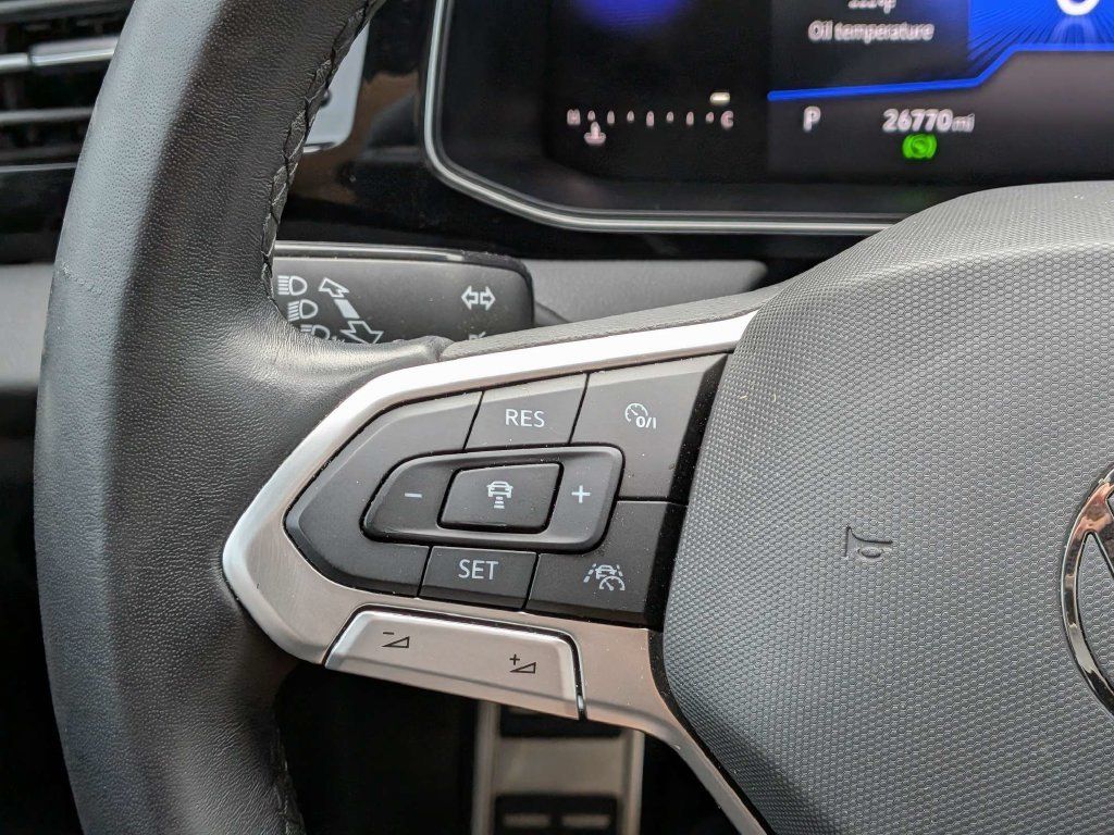 Used 2025 Volkswagen Jetta Sport FWD image 21