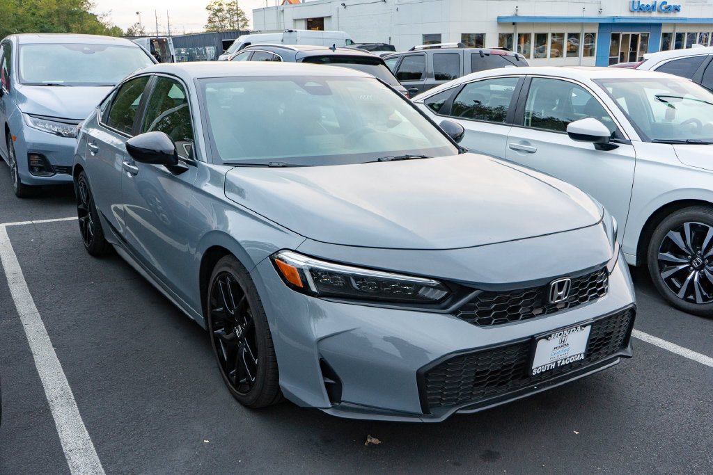 Used 2026 Honda Civic Sport image 3