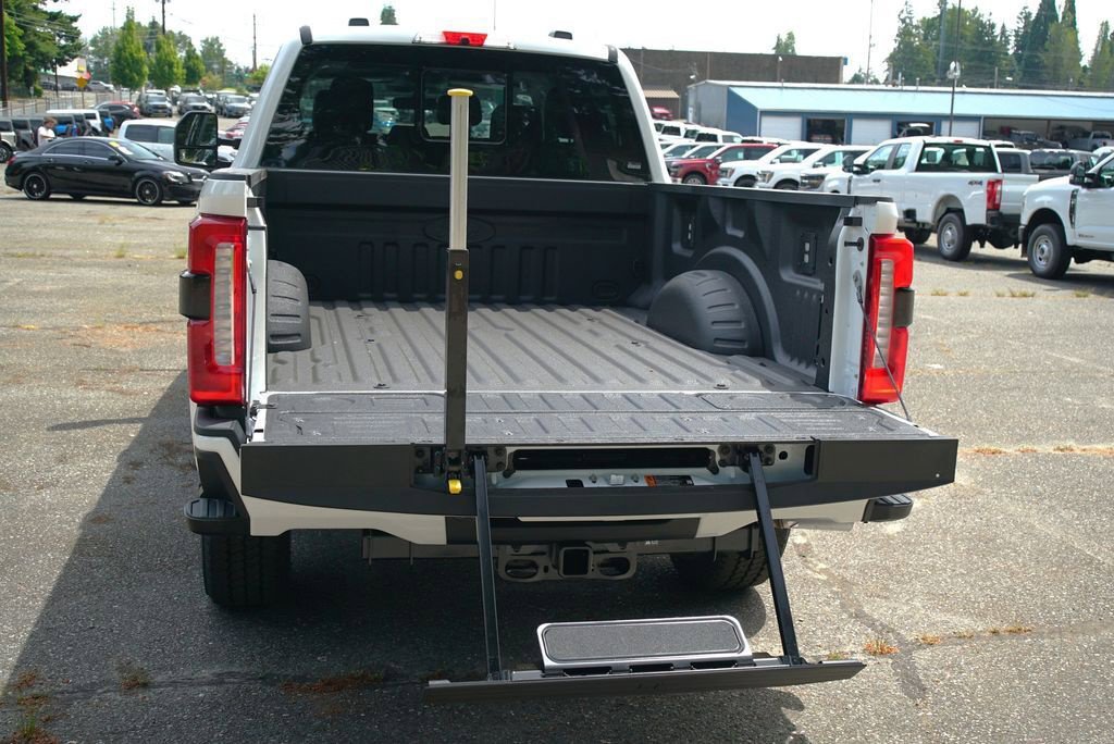 New 2026 Ford F350 Lariat w/ Black Appearance Package AWD/4WD image 28