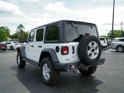 Used 2020 Jeep Wrangler Unlimited Sport S AWD/4WD image 3