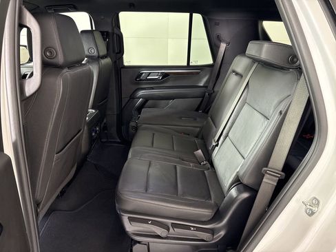 Used 2025 Chevrolet Tahoe Z71 AWD/4WD image 23