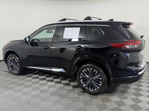 Used 2026 Nissan Rogue Platinum w/ Platinum Premium Package AWD/4WD image 4