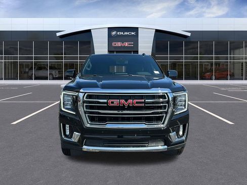 Certified 2024 GMC Yukon SLT w/ SLT Luxury Package image 8
