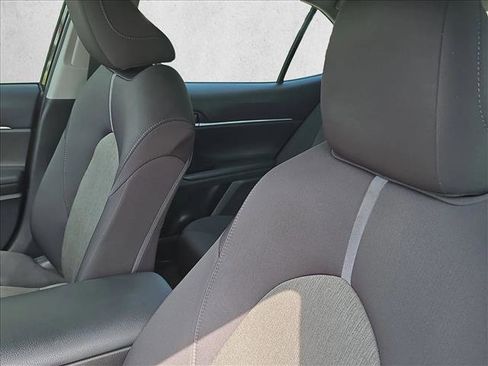 Used 2022 Toyota Camry LE image 15