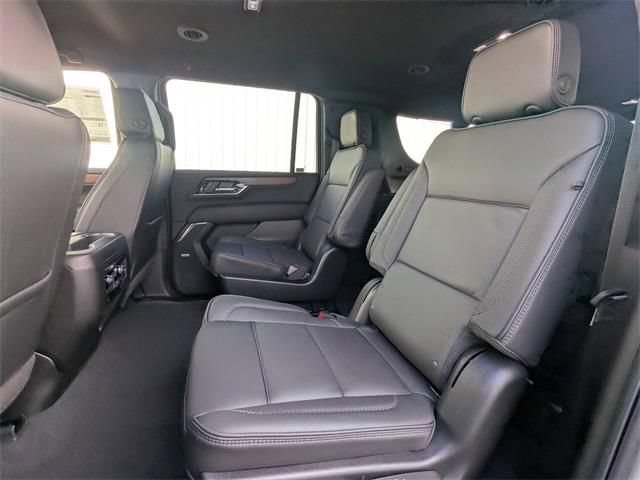 New 2026 GMC Yukon XL Denali AWD/4WD image 17