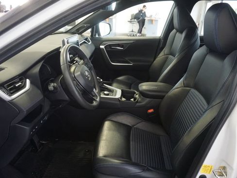 Used 2020 Toyota RAV4 XSE AWD/4WD image 21