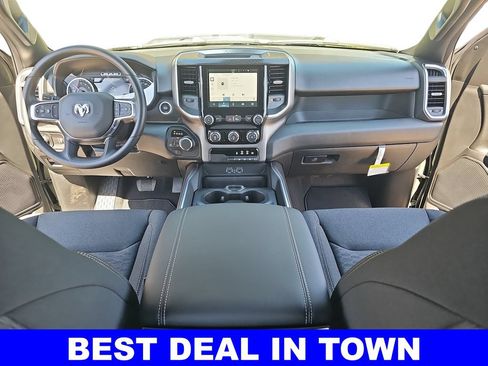 New 2026 RAM 1500 Express AWD/4WD image 9