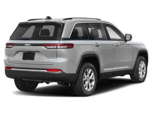 Used 2022 Jeep Grand Cherokee Limited AWD/4WD image 34
