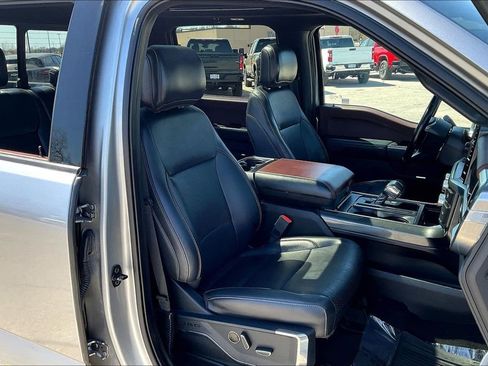 Used 2021 Ford F150 Lariat image 7