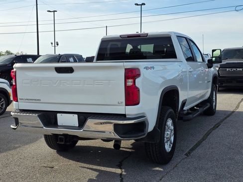 Used 2022 Chevrolet Silverado 3500 LT w/ Convenience Package AWD/4WD image 7