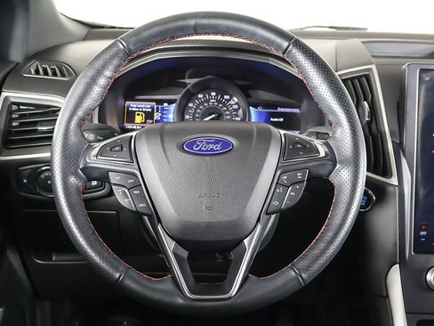 Used 2022 Ford Edge ST-Line image 33