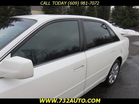 Used 2000 Toyota Avalon XL image 27