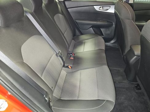 Used 2023 Kia Forte LXS w/ LXS Technology Package image 19