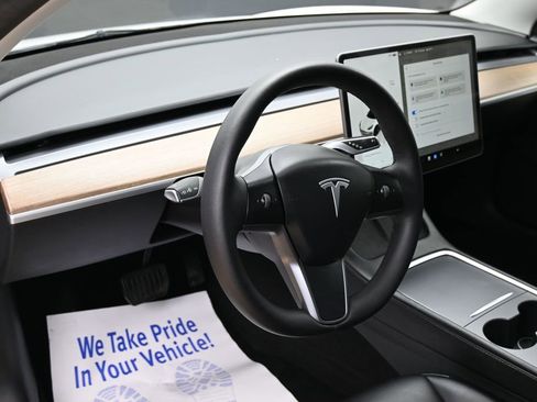 Used 2023 Tesla Model 3 Standard Range RWD image 15