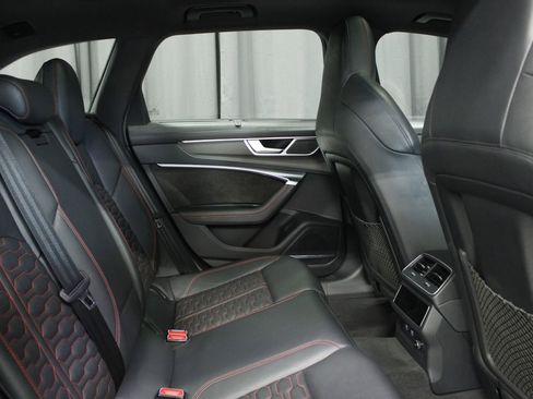 Used 2021 Audi RS 6 image 43