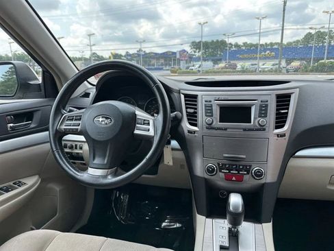 Used 2014 Subaru Outback 2.5i Premium image 6