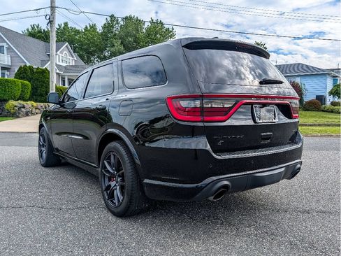 Used 2018 Dodge Durango SRT AWD/4WD image 8