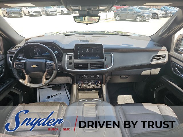 Used 2023 Chevrolet Suburban High Country AWD/4WD image 29