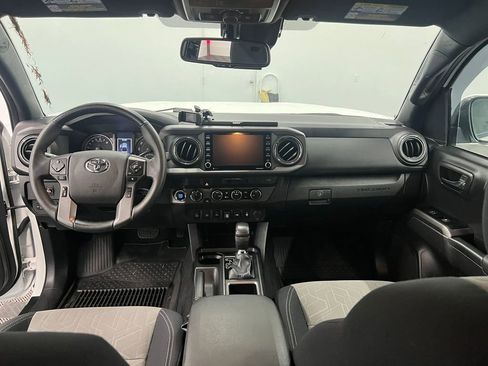 Used 2023 Toyota Tacoma TRD Off-Road w/ Technology Package image 12