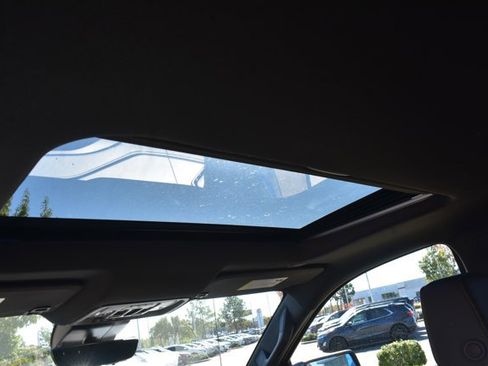 Used 2023 Chevrolet Silverado 1500 ZR2 w/ Technology Package image 21