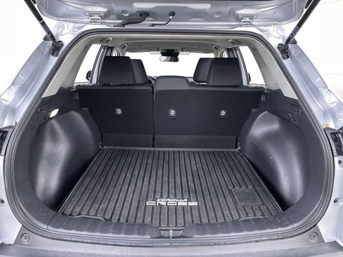 Used 2023 Toyota Corolla Cross LE image 20