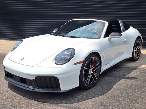 Certified 2026 Porsche 911 Targa 4 GTS AWD/4WD image 1