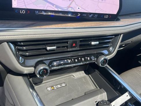 New 2026 Chevrolet Tahoe High Country w/ LPO, Get Active Package AWD/4WD image 18