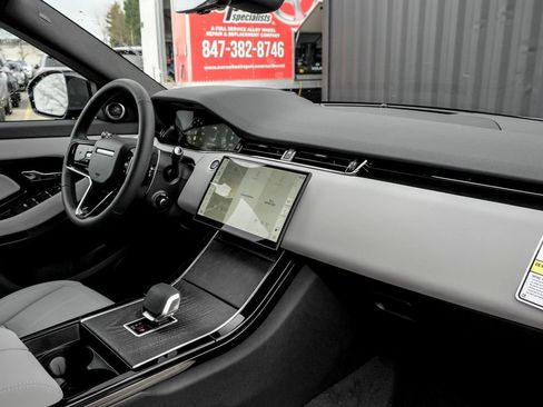 New 2026 Land Rover Range Rover Evoque S AWD/4WD image 23