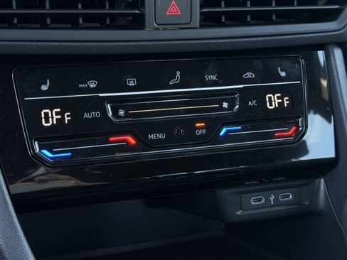 New 2025 Volkswagen Jetta Sport image 15