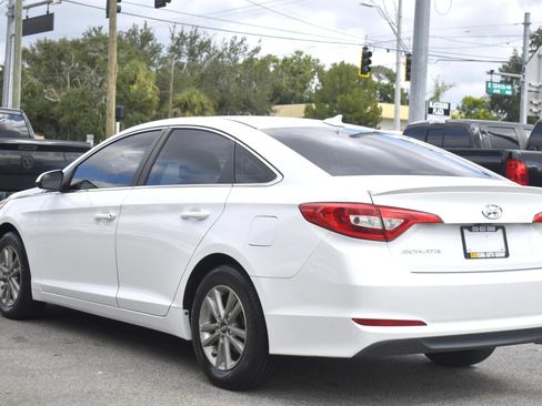Used 2016 Hyundai Sonata SE FWD image 5