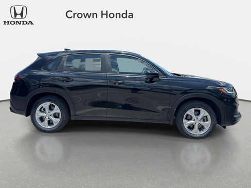 Certified 2023 Honda HR-V LX image 5