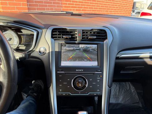 Used 2014 Ford Fusion Titanium image 11