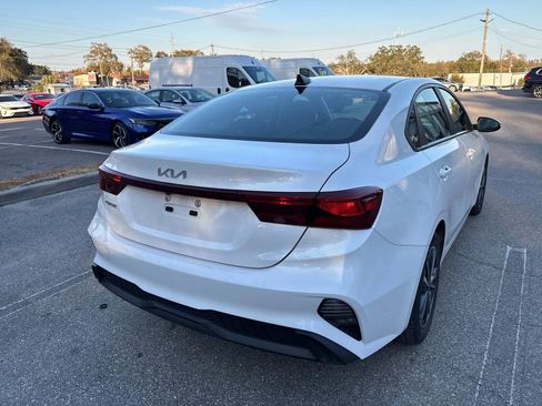 Used 2023 Kia Forte LXS FWD image 9