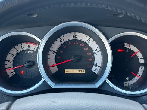 Used 2015 Toyota Tacoma 4x4 Double Cab w/ TRD Off-Road Package image 23