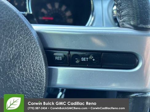 Used 2006 Ford Mustang Coupe RWD image 23