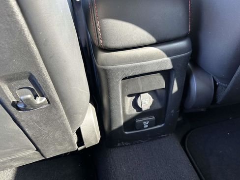 Used 2019 Dodge Journey GT w/ Driver Convenience Group image 14