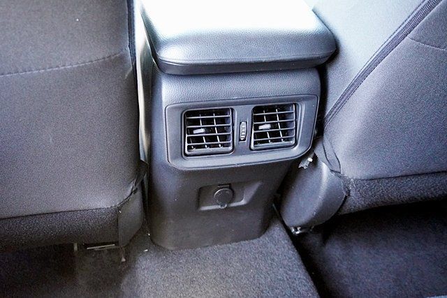 Used 2024 Toyota RAV4 LE AWD/4WD image 27