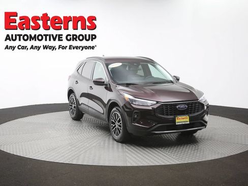 Used 2023 Ford Escape SE FWD image 51