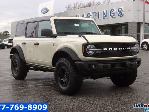 New 2026 Ford Bronco Badlands AWD/4WD image 1