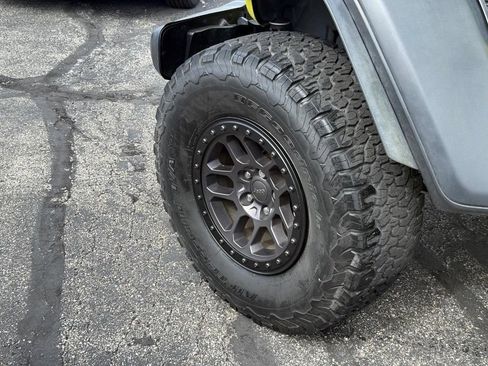 Used 2022 Jeep Wrangler Unlimited Sport AWD/4WD image 11