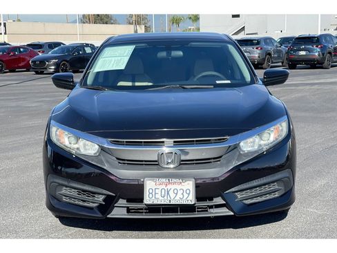 Certified 2018 Honda Civic LX image 9