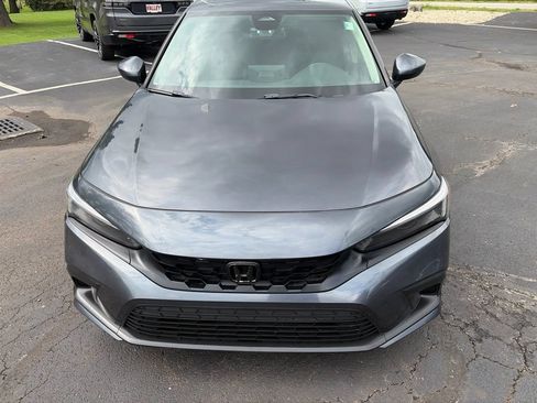 Used 2024 Honda Civic EX-L image 3