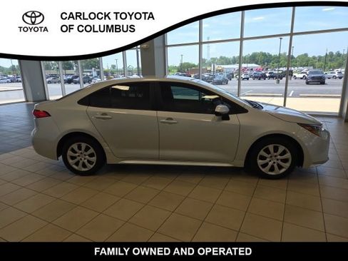 Used 2024 Toyota Corolla LE FWD image 6