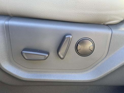Used 2021 Ford Expedition XLT RWD image 17