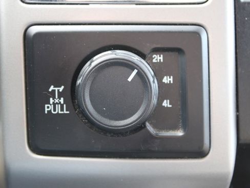 Used 2020 Ford F250 Lariat w/ Lariat Ultimate Package image 34