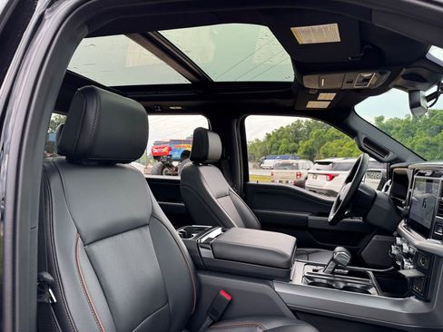 New 2025 Ford F150 Lariat w/ Equipment Group 502A High image 19