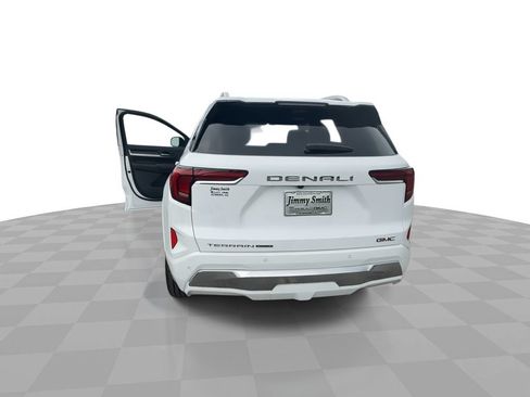 Used 2026 GMC Terrain Denali AWD/4WD image 7