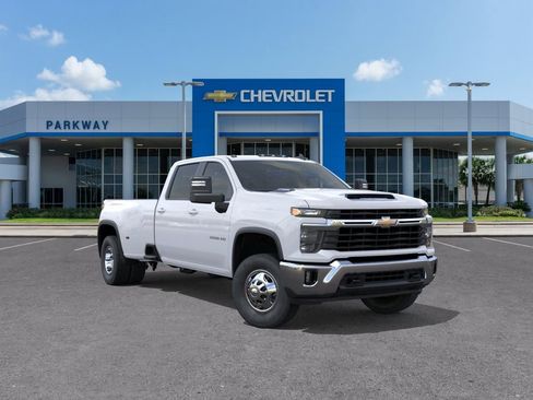 New 2026 Chevrolet Silverado 3500 LT AWD/4WD image 1